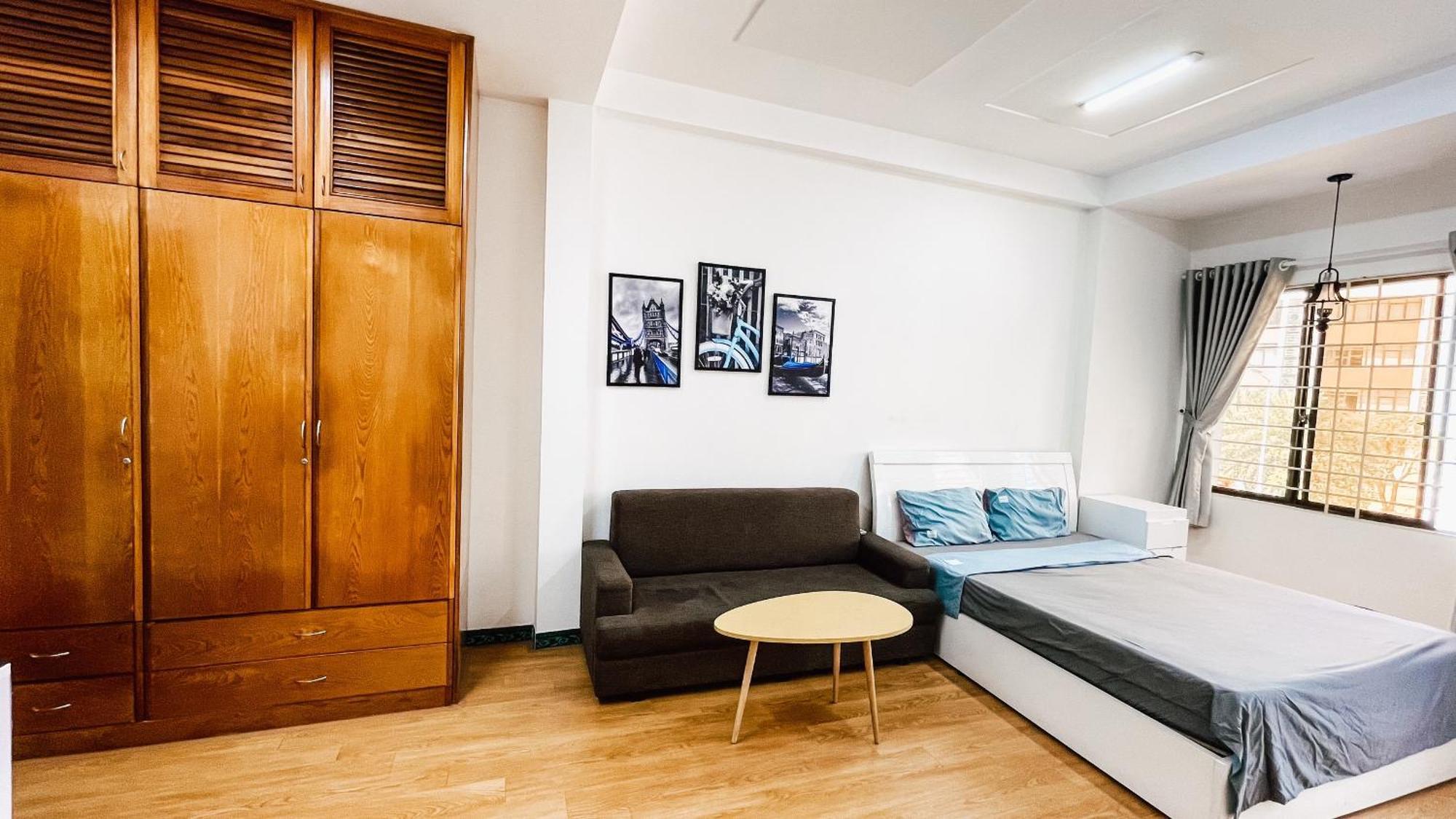 Ahome Guest house *